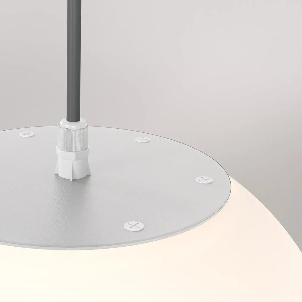 Suspension extérieure globe opalin, IP54, monture noire ou blanche