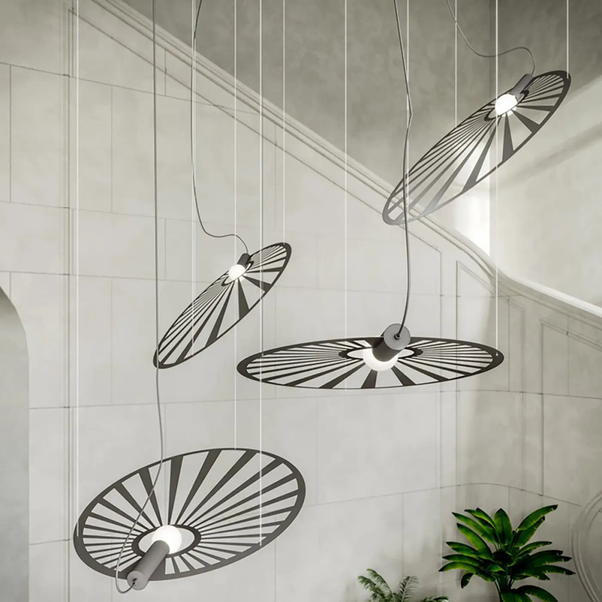 Grande suspension feuille en acier ajouré, motif floral, E27