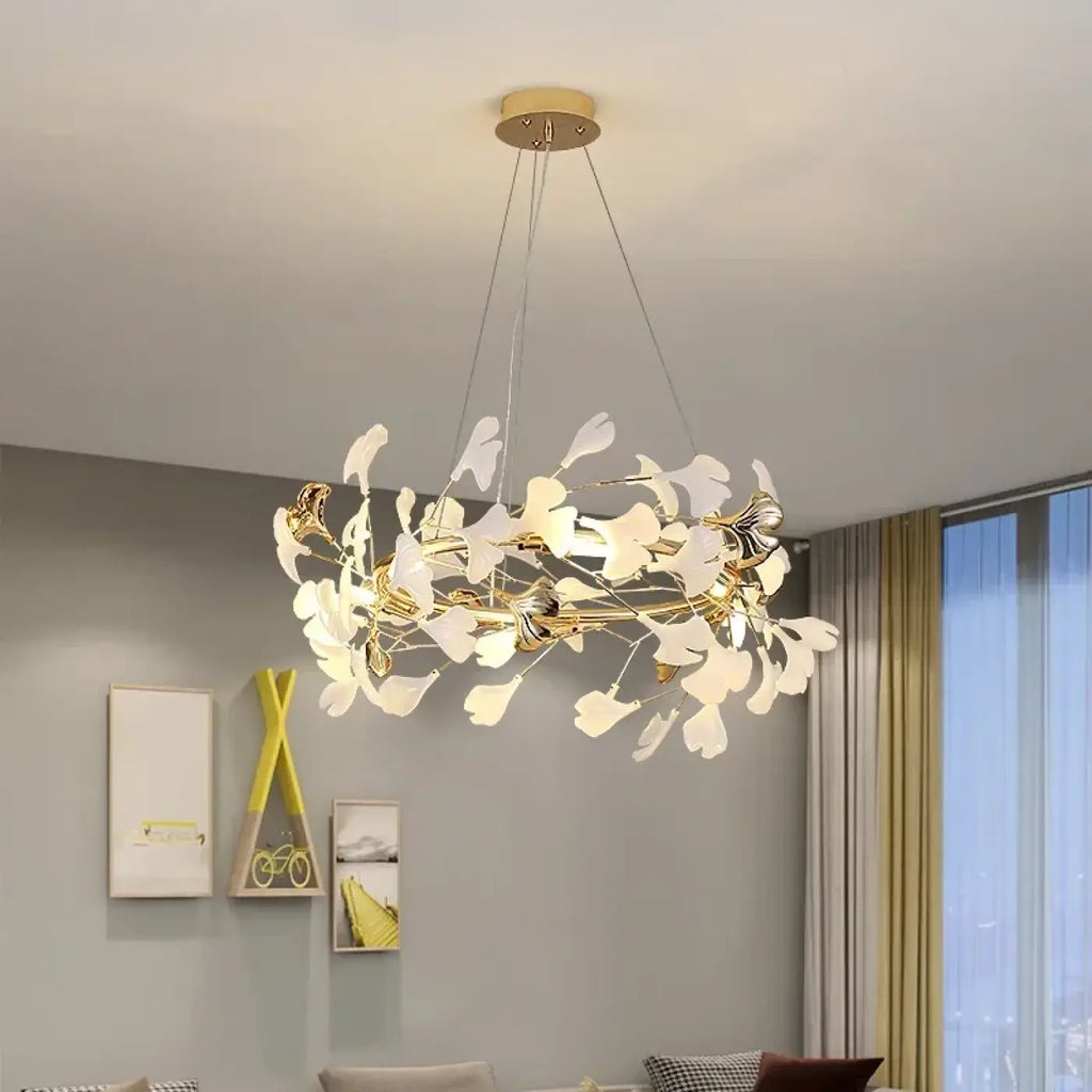 Suspension florale : cercle doré et pétales blancs, six tailles