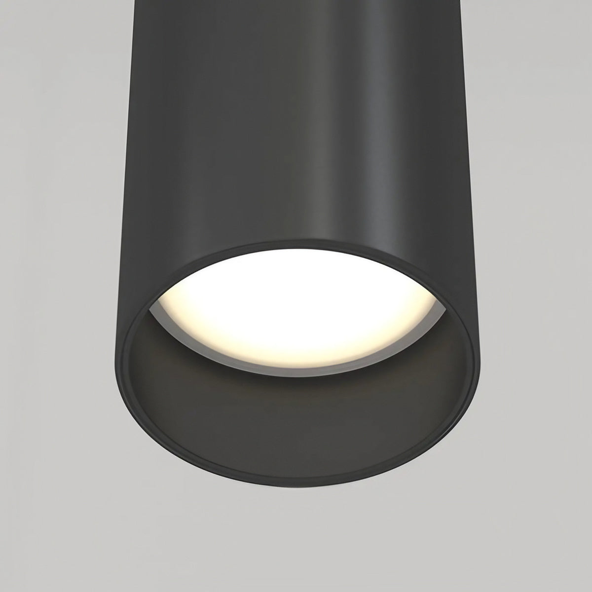 Suspension cylindre étroit en acier, lumière dirigée GU10, noir