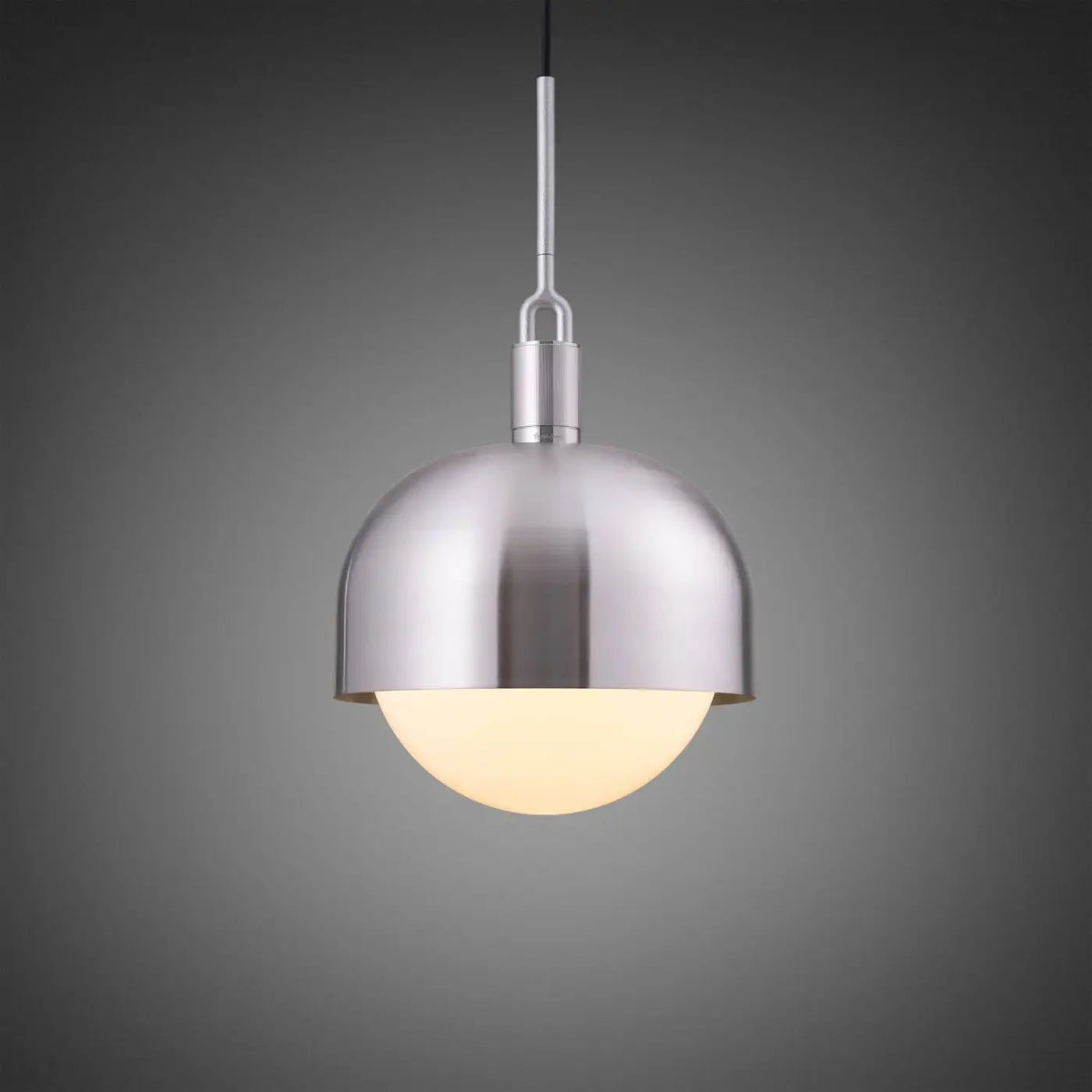 Suspension abat-jour métal, globe de verre fumé ou opale, argenté