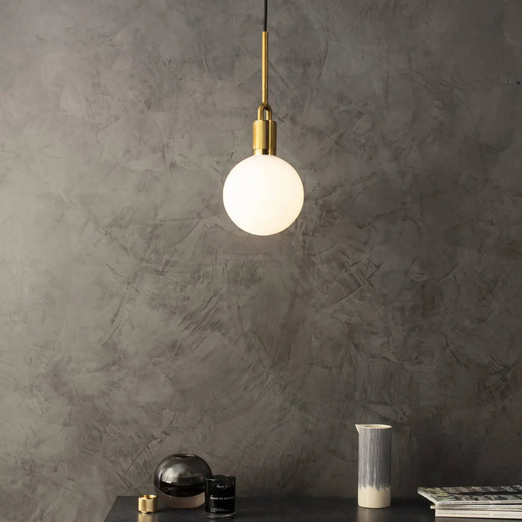 Suspension globe en verre soufflé fumé ou opale, câble 300 cm