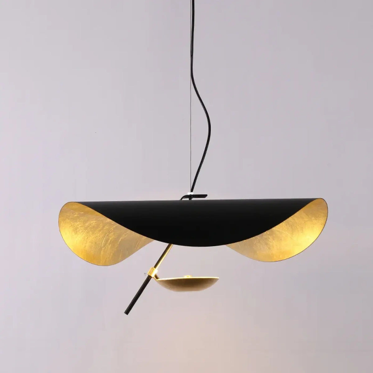 Suspension en forme d'ailes, noire ou blanche, trois tailles