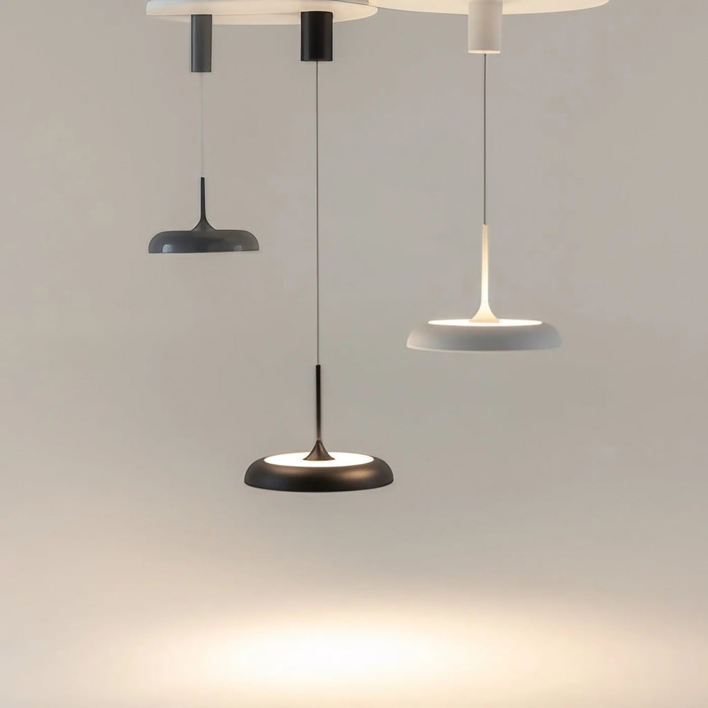 Suspension LED coupole en métal mat, 30 ou 40 cm, trois coloris