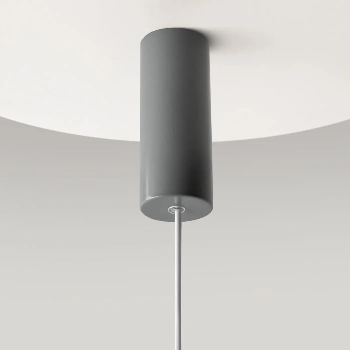 Suspension LED coupole en métal mat, 30 ou 40 cm, trois coloris
