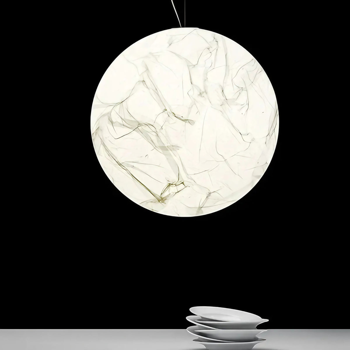 Suspension globe effet marbre blanc, tailles S, M et L