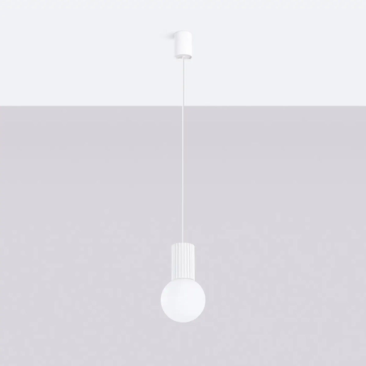 Petite suspension globe en verre opalin, col cannelé, 16 coloris, blanc