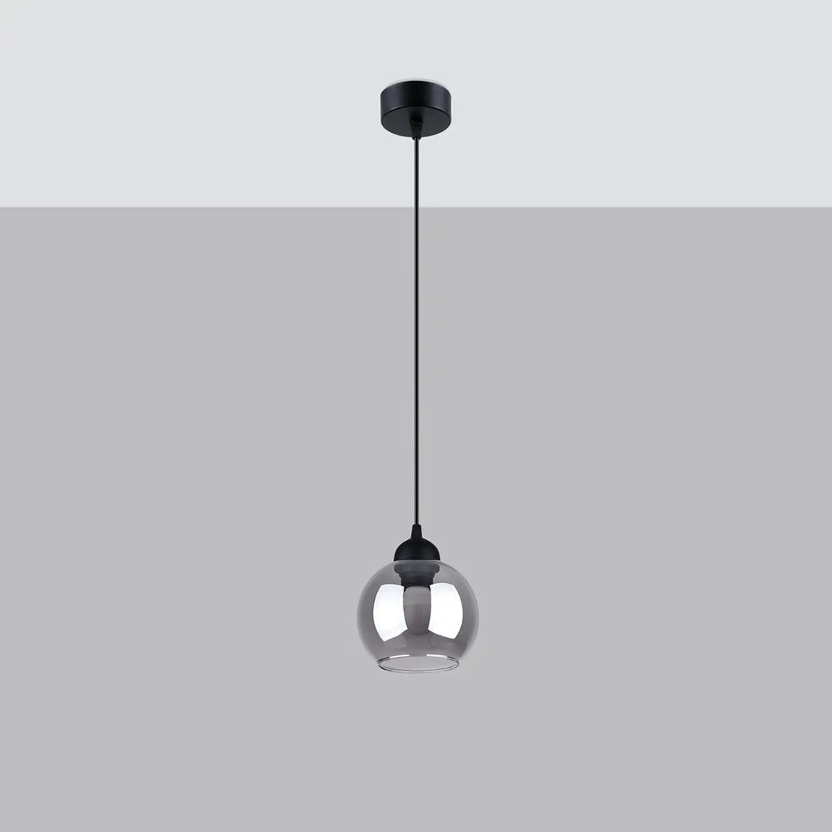 Suspension globe en verre fumé sur acier noir mat, 1 ou 3 lumières