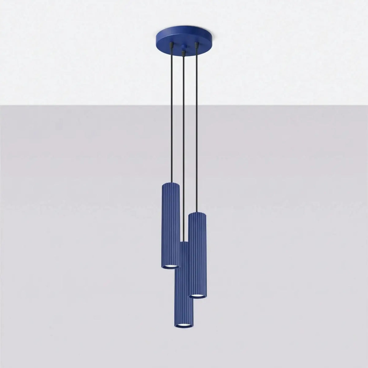 Suspension grappe à trois cylindres en aluminium nervuré, GU10, outremer