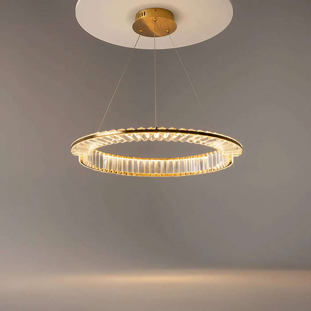 Suspension LED couronne dorée à éléments effet cristal