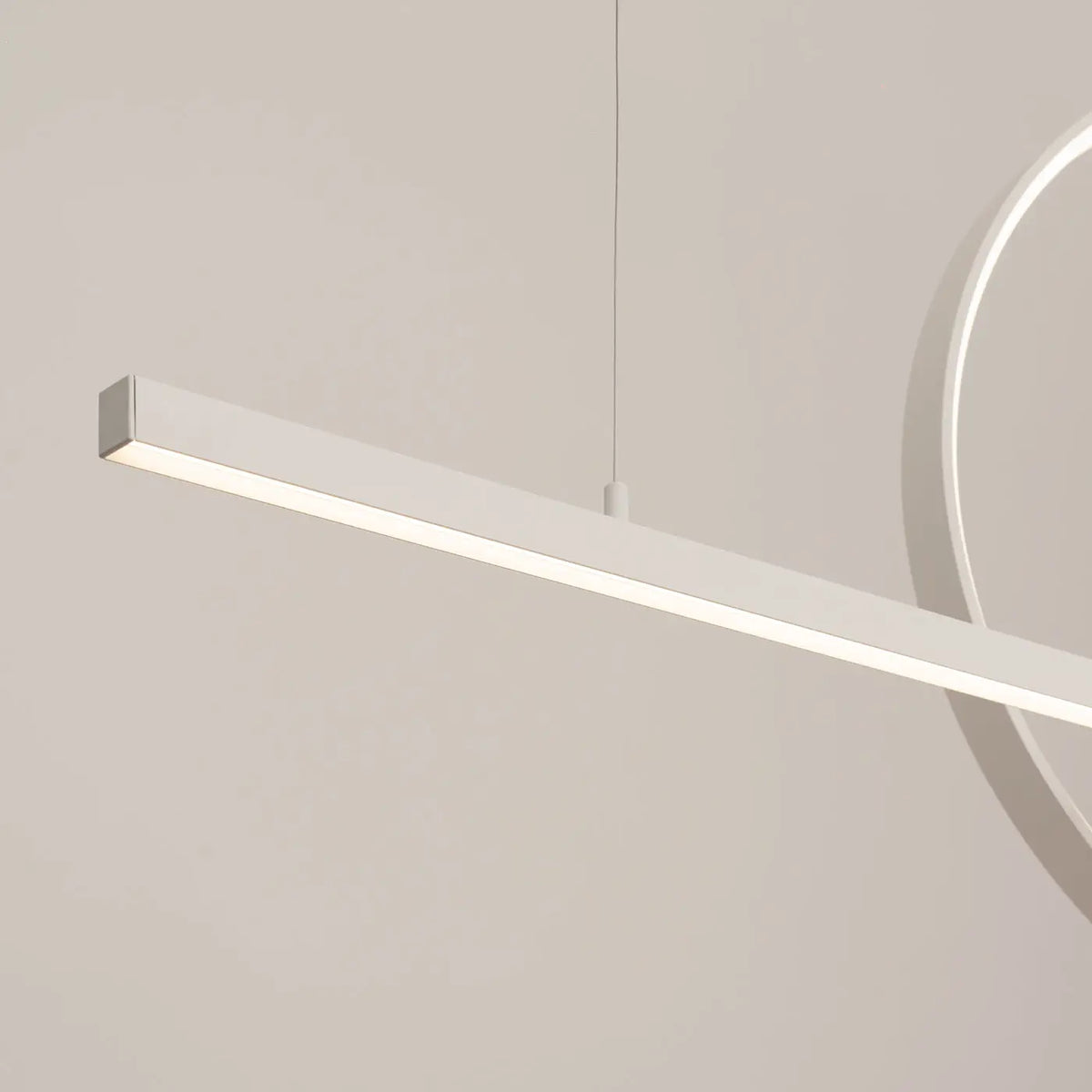 Suspension LED anneau et barre en aluminium, 46 W, noir ou blanc