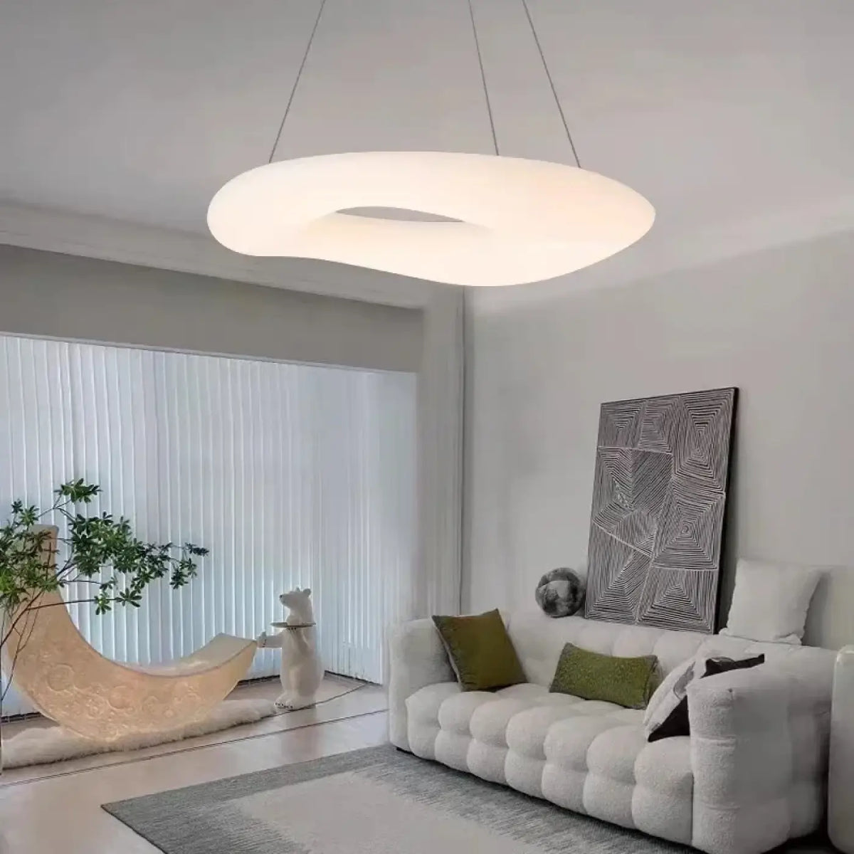 Suspension LED blanche ovale ajourée, cinq tailles