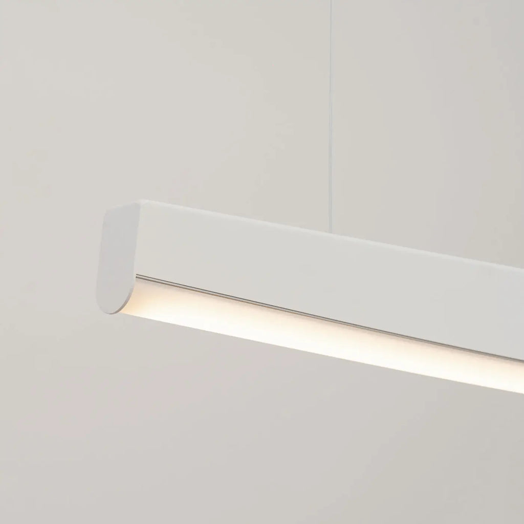 Suspension barre LED en acier aux bords arqués, 120 ou 150 cm