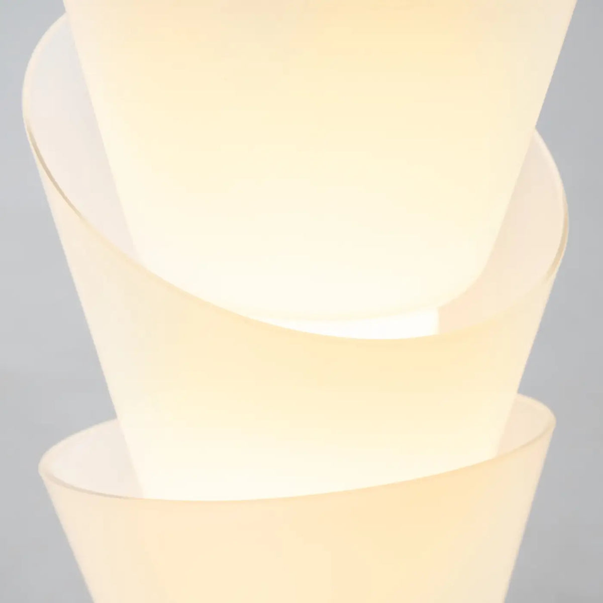 Suspension LED cylindre en verre opalin blanc de 60 cm