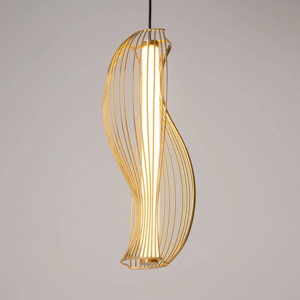 Suspension LED à cadre ajouré qui projette des ombres, noir ou doré