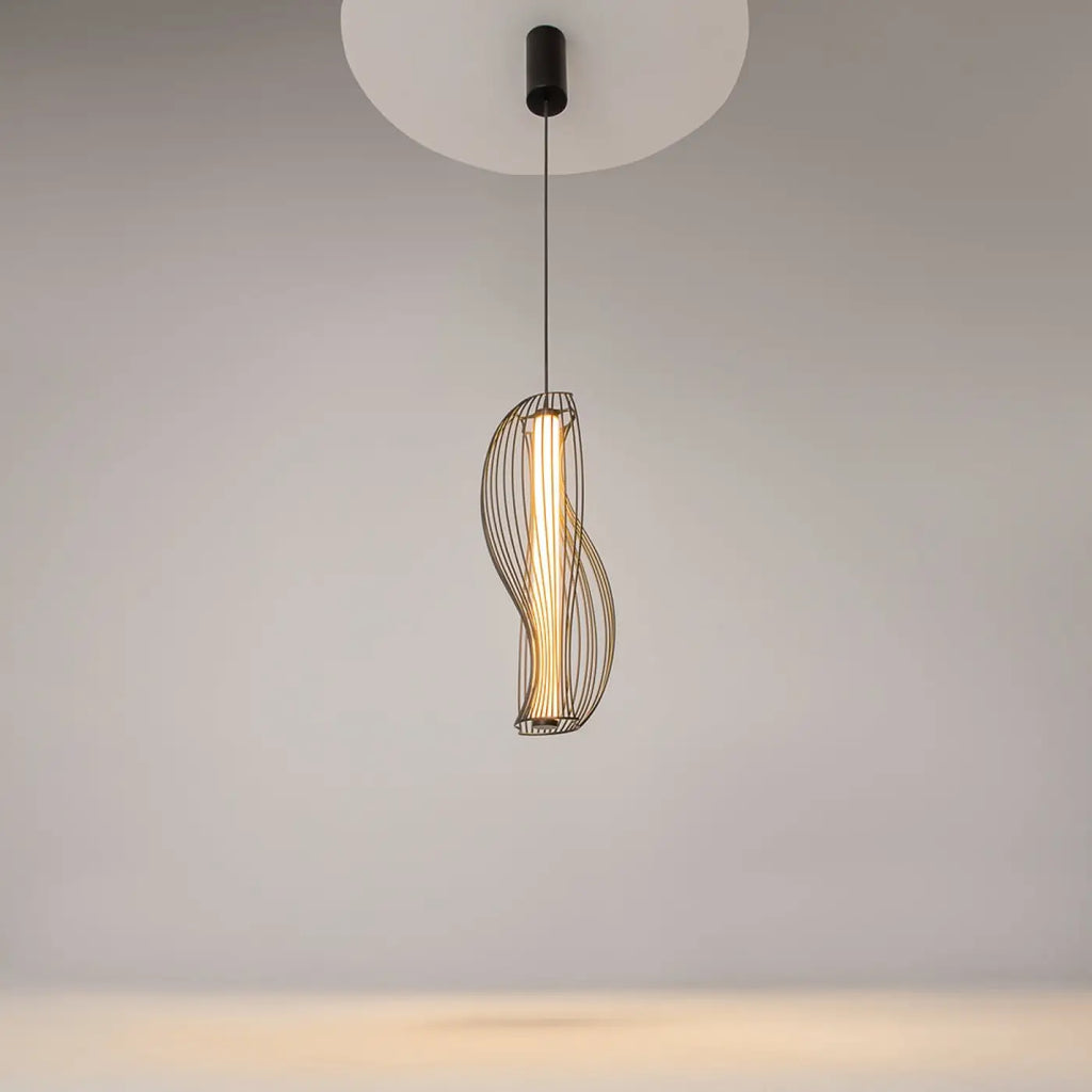 Suspension LED à cadre ajouré qui projette des ombres, noir ou doré, noir