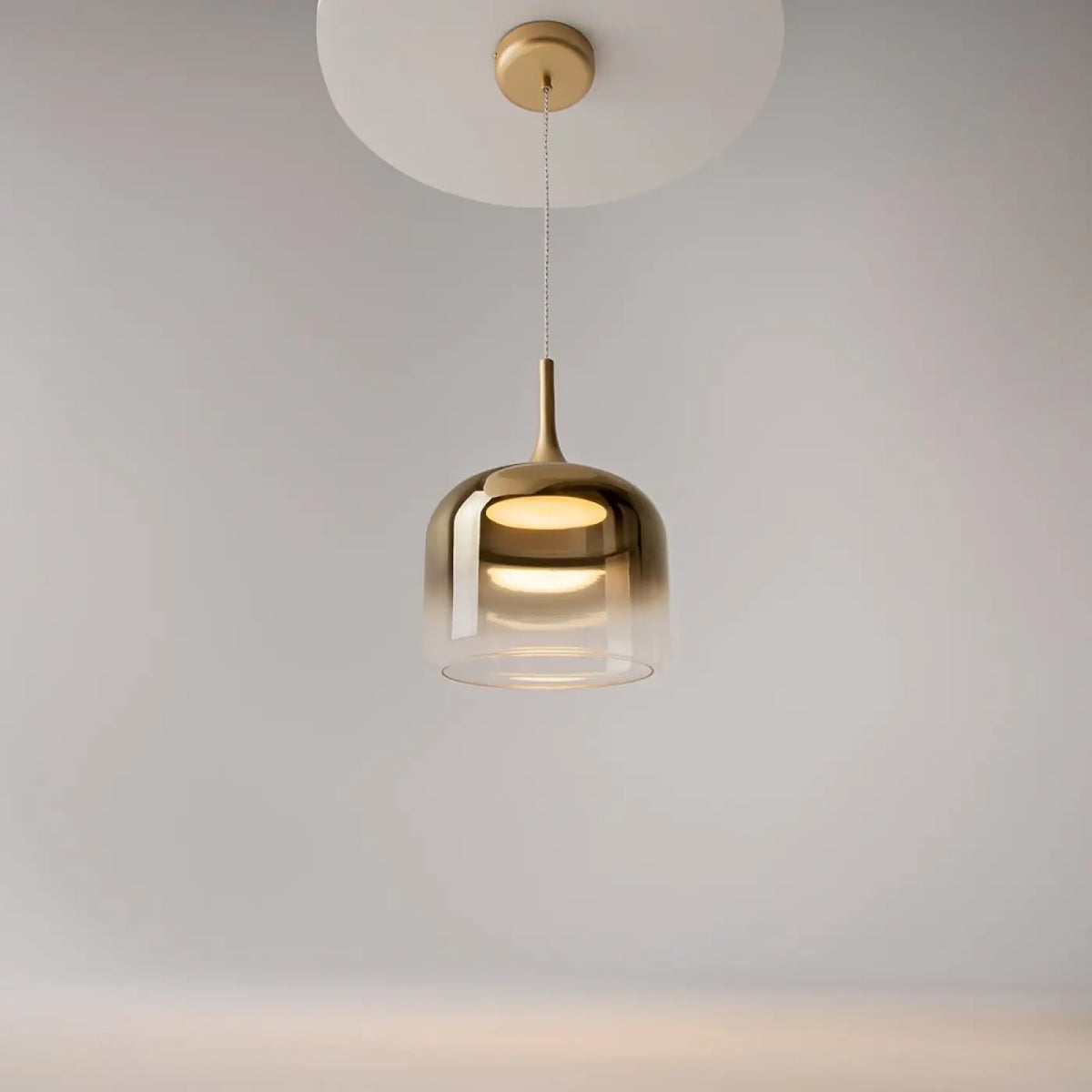 Suspension LED globe en verre de 26 cm, gris fumé, blanc ou doré