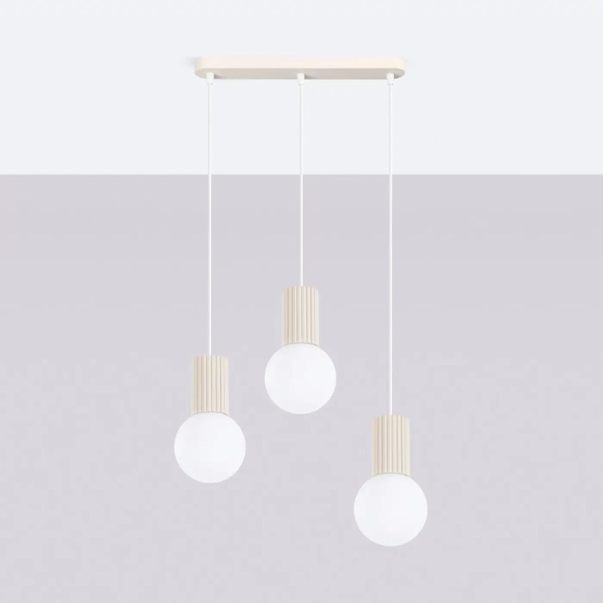 Suspension en rampe à globes de verre opalin, 2 ou 3 lumières G9, beige