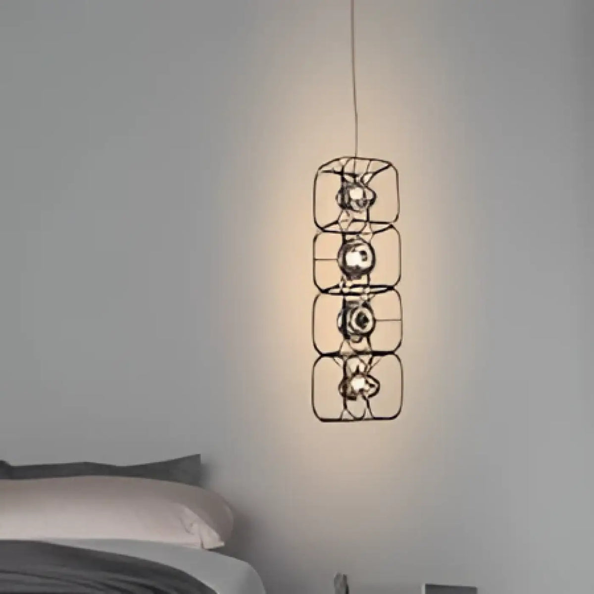 Suspension industrielle aux formes graphiques, quatre tailles