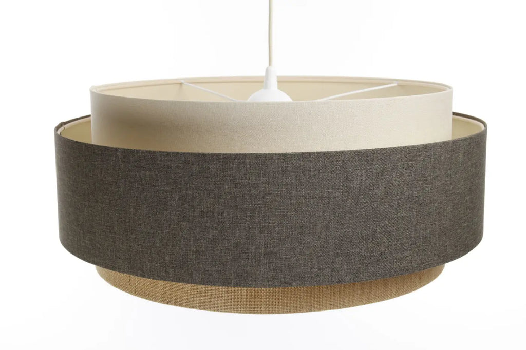 Suspension beige et crème, touches d'écru et de graphite