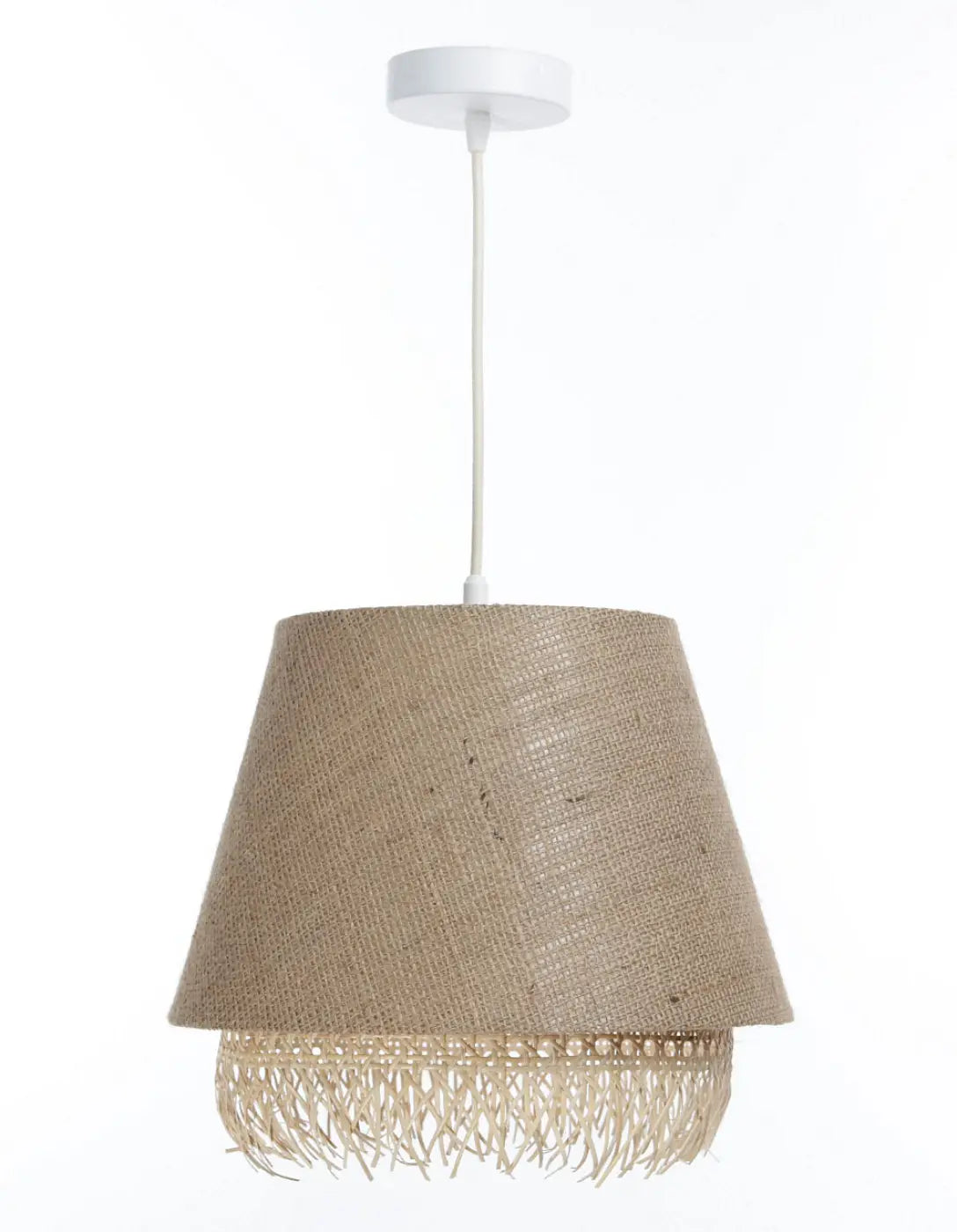 Suspension en rotin, teinte beige, ligne moderne