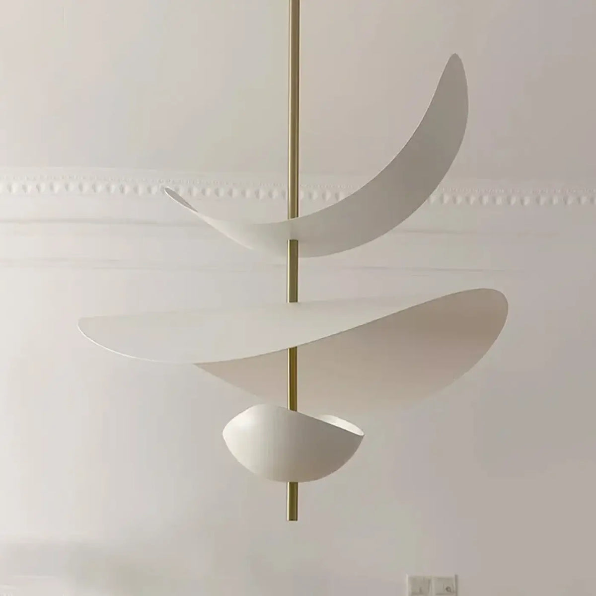 Suspension blanche contemporaine, tailles S ou M