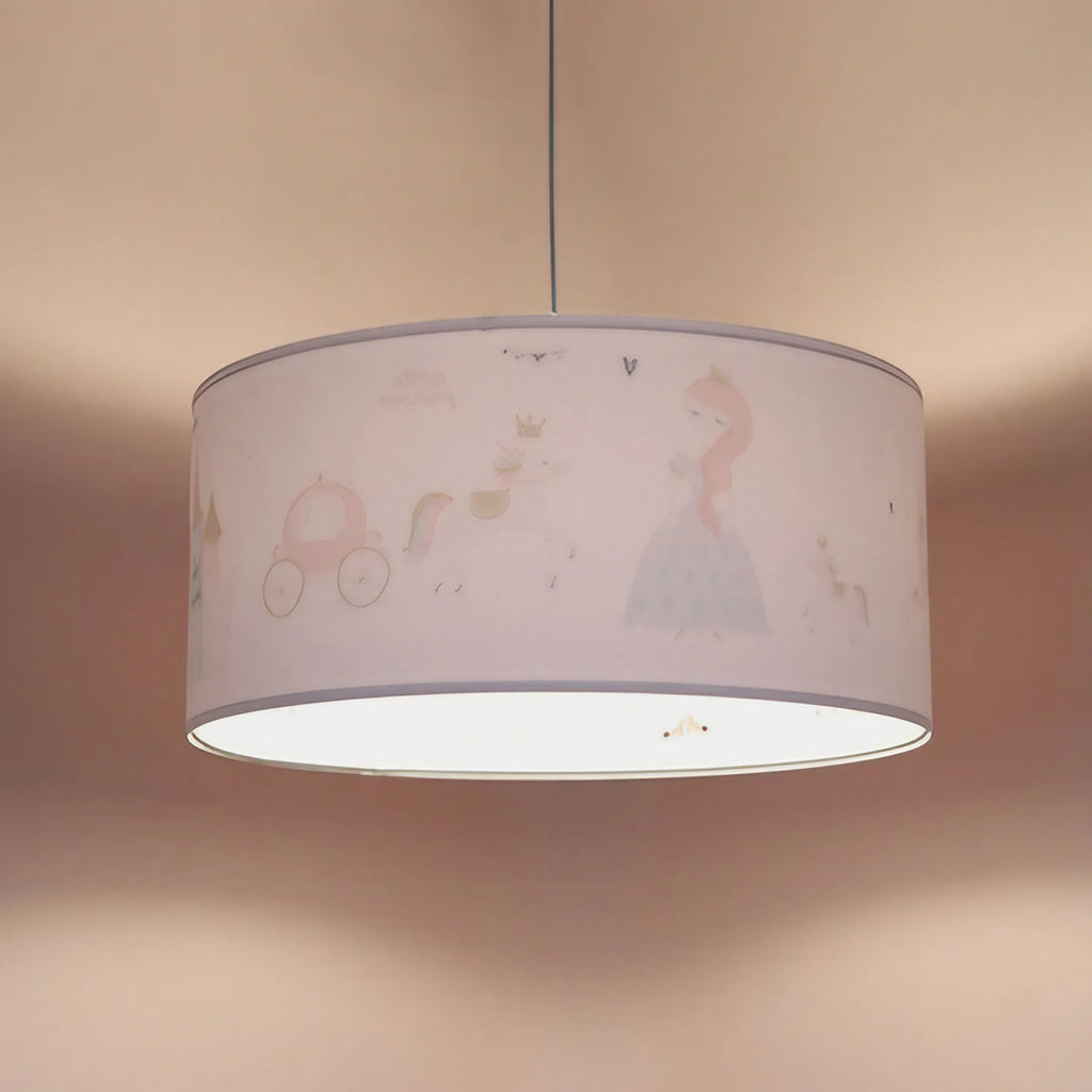 Suspension enfant blanche et rose, châteaux et princesses
