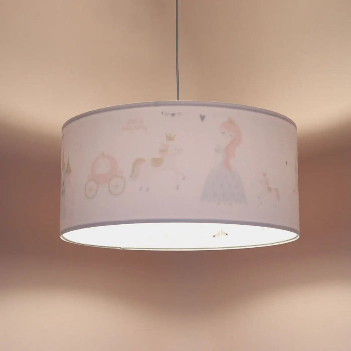 Suspension enfant blanche et rose, châteaux et princesses