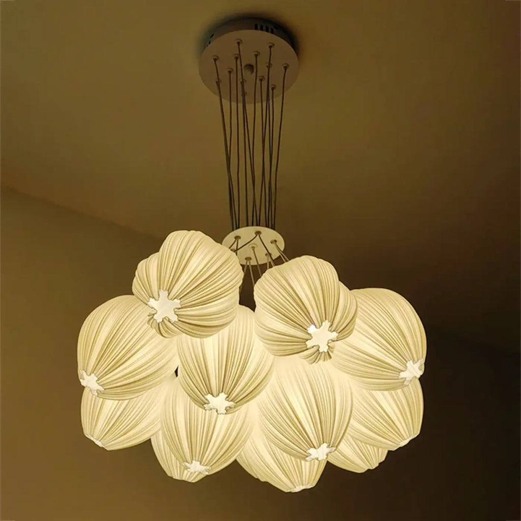 Suspension bouquet de fleurs blanches, 7, 13 ou 19 lumières