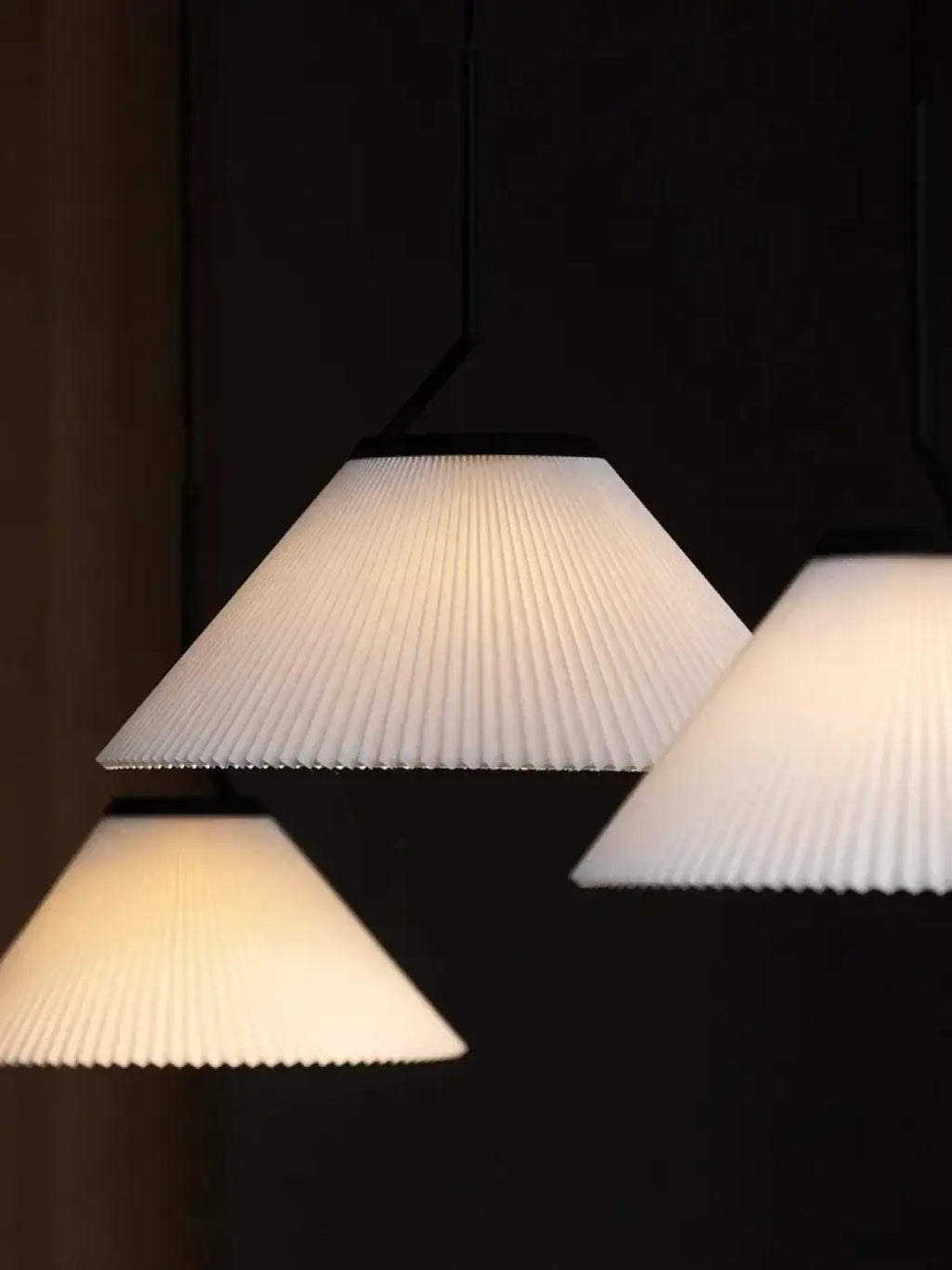 Suspension blanche style nordique, quatre modèles au choix
