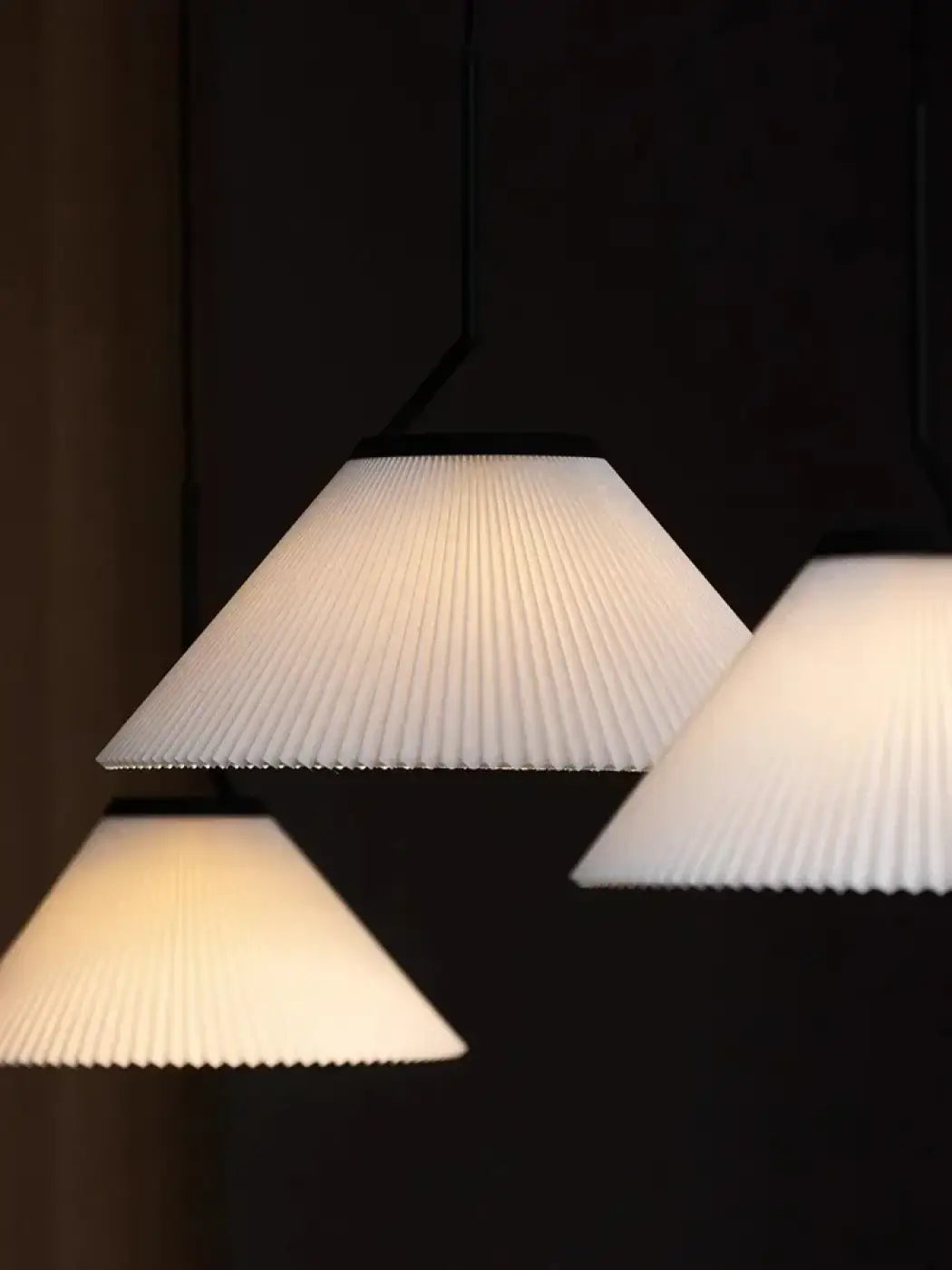 Suspension blanche style nordique, quatre modèles au choix