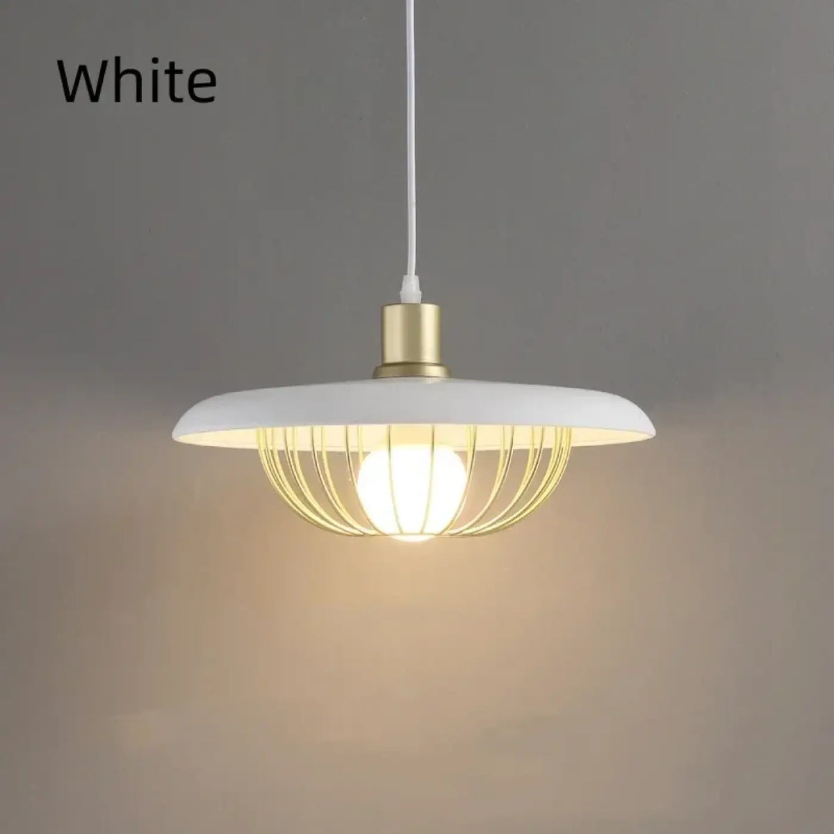 Suspension à abat-jour rond, bois et métal doré, quatre coloris, blanc