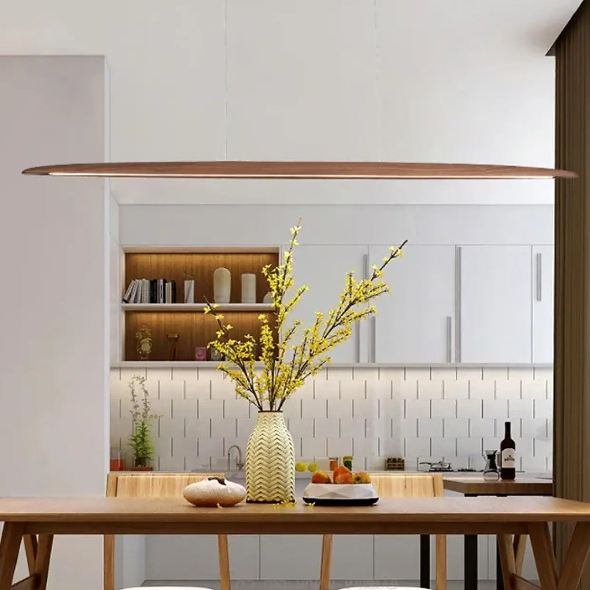Suspension en bois allongée et minimaliste, marron ou beige, marron