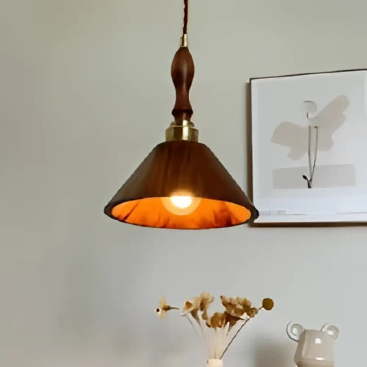 Suspension en bois naturel et finitions métalliques, style vintage