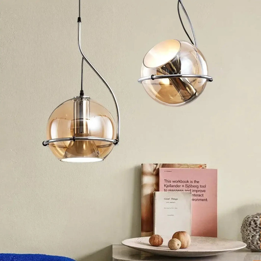 Suspension boule en verre marron avec spot LED argenté