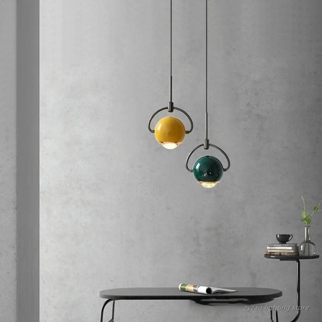 Suspension à boules lumineuses, style contemporain