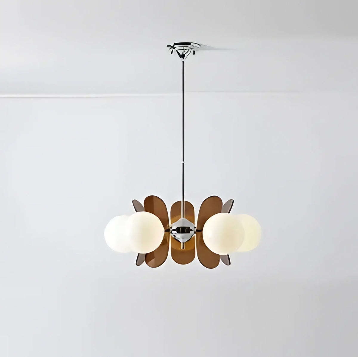 Suspension à globes opalins et panneaux ambrés, quatre tailles, marron