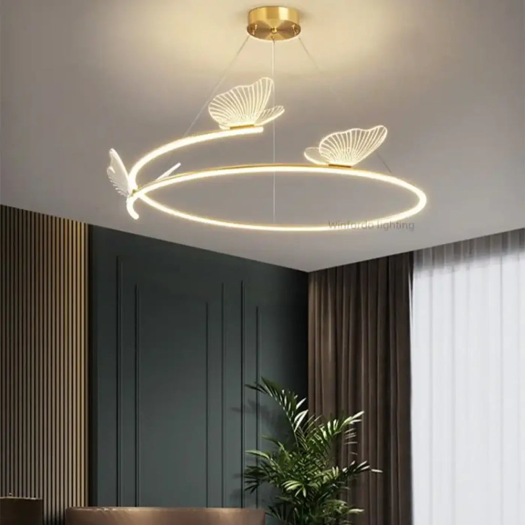Suspension anneau LED à trois papillons dorés, tailles S, M, L