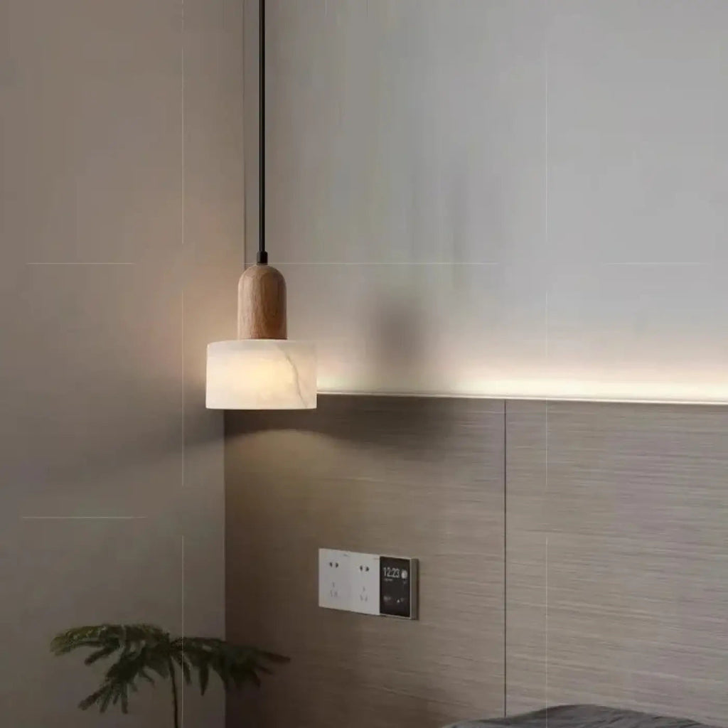 Suspension en marbre et bois naturel, style contemporain