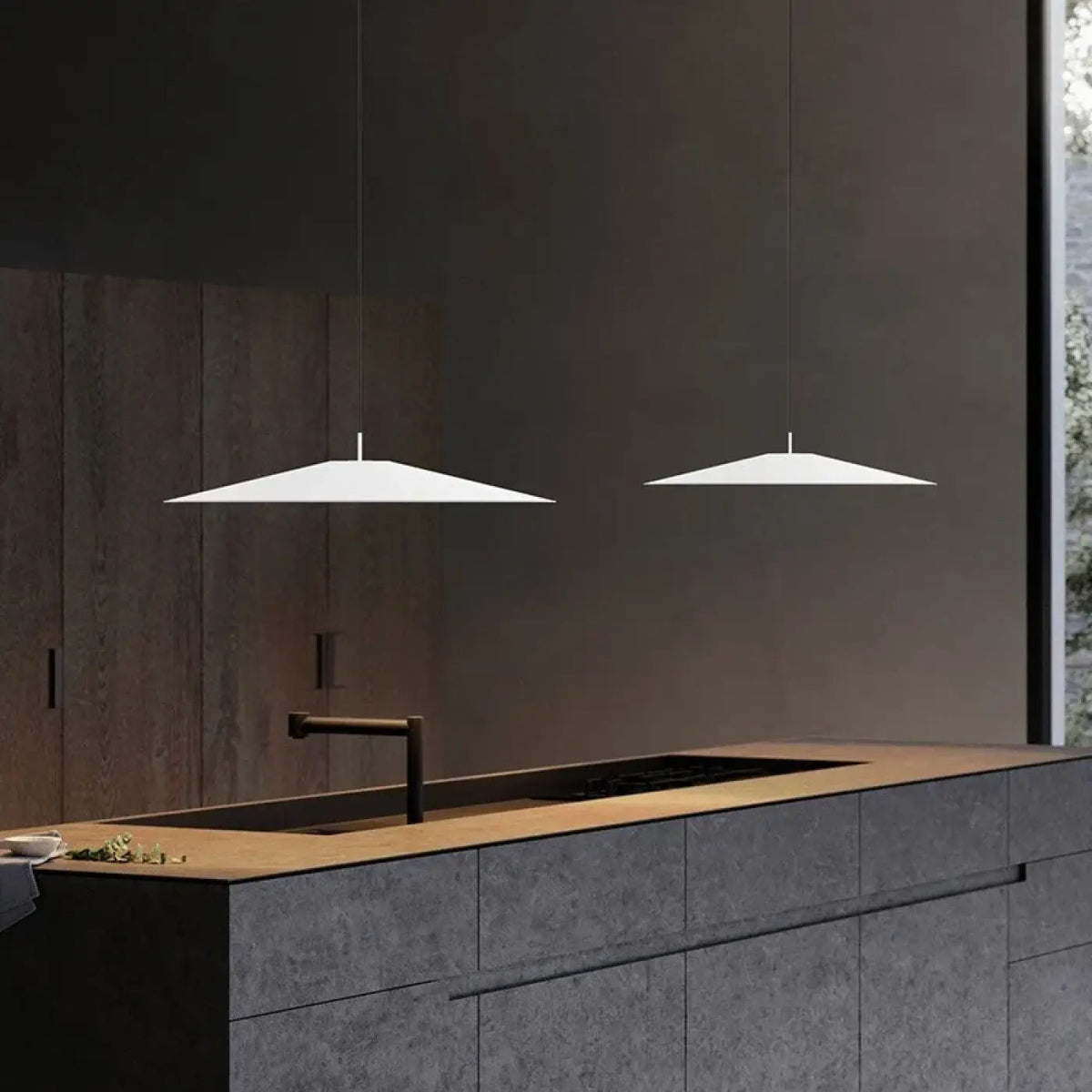 Suspension linéaire sobre, noire ou blanche, lumière au choix