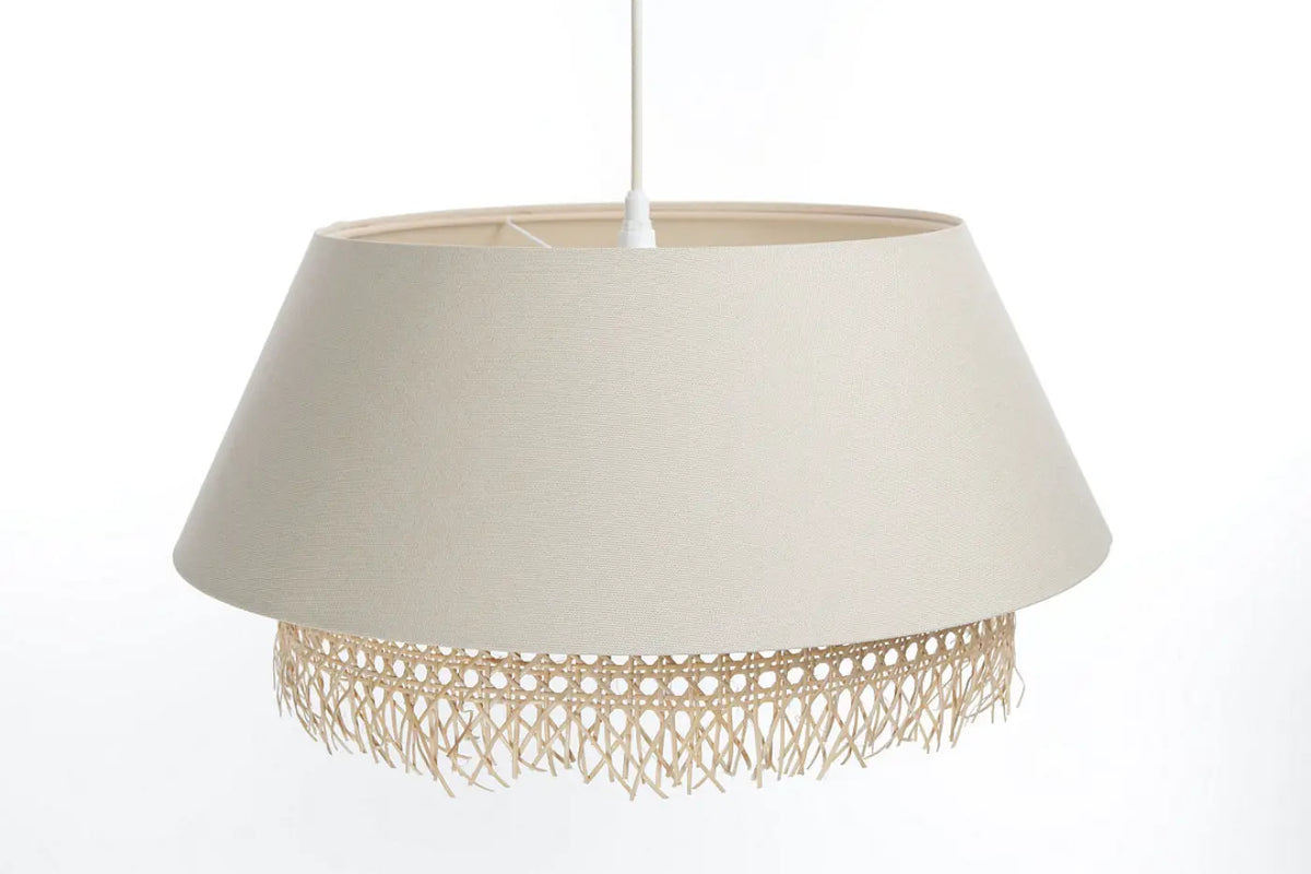 Suspension crème à abat-jour en rotin, lumière tamisée