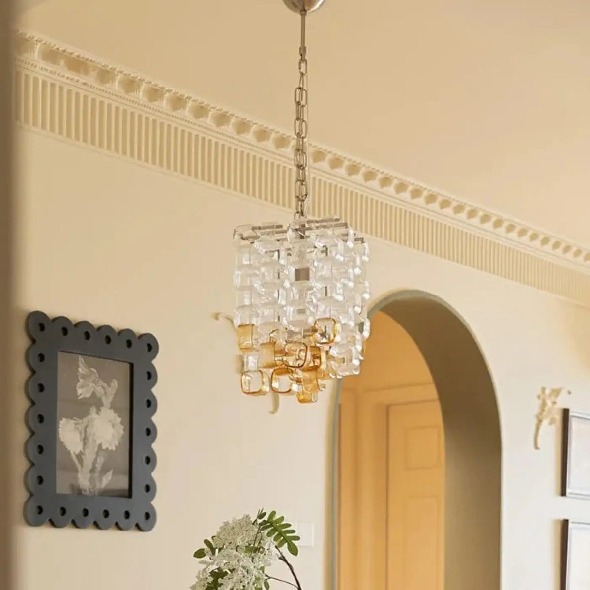 Suspension cubique au design géométrique, deux modèles