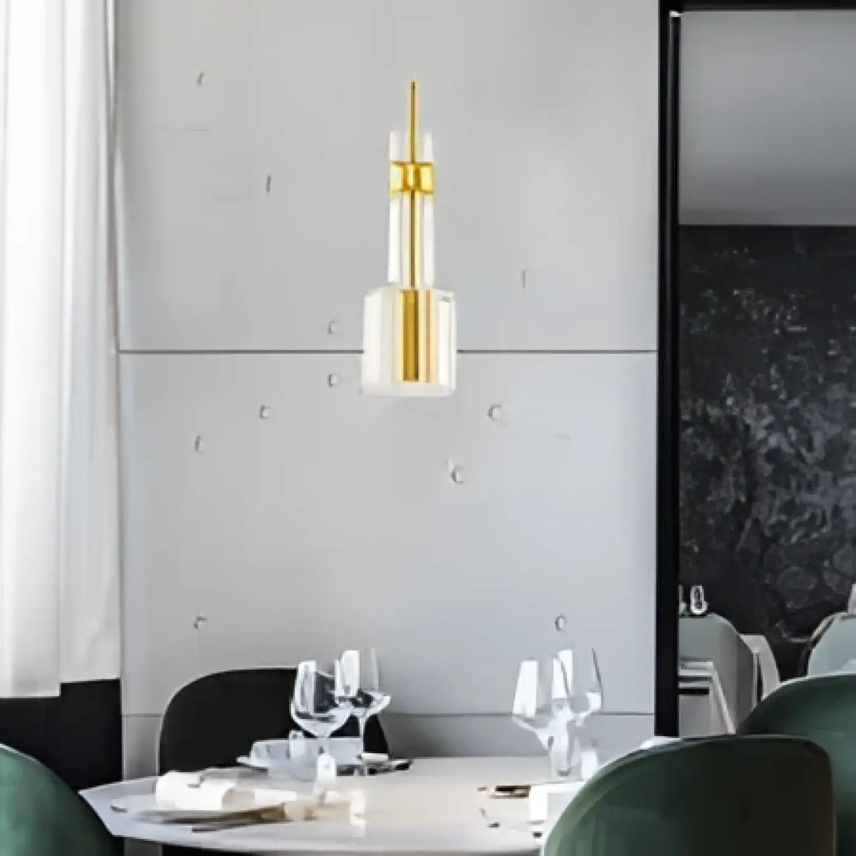 Suspension en verre soufflé transparent, détails dorés ou noirs