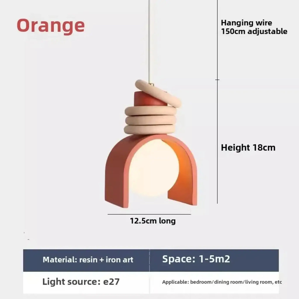 Suspension design en résine et fer, coloris blanc ou orange