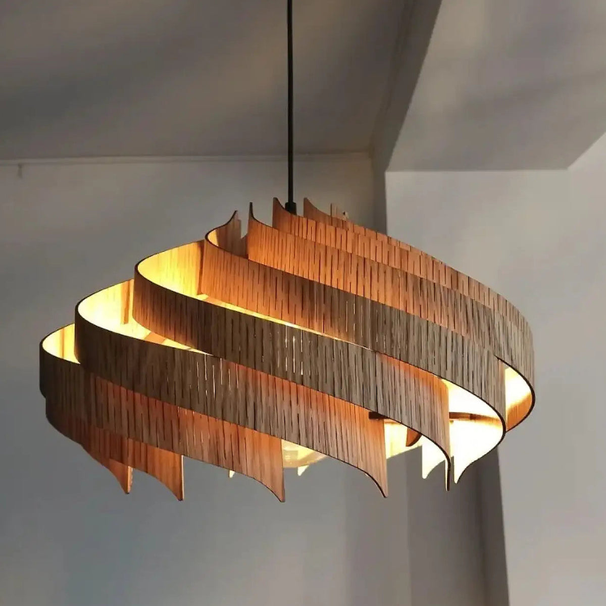 Suspension en bois à effet de vagues, beige ou marron