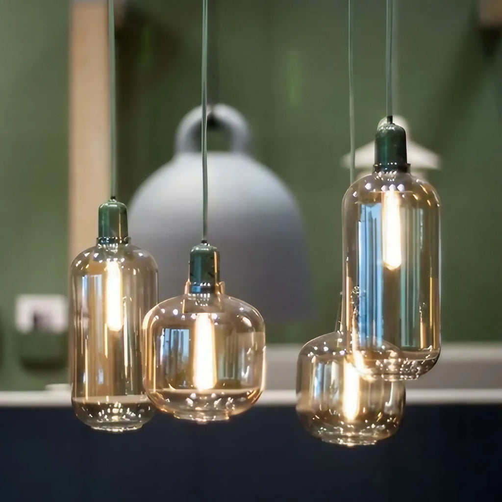 Suspension en verre teinté aux formes arrondies, orange ou gris