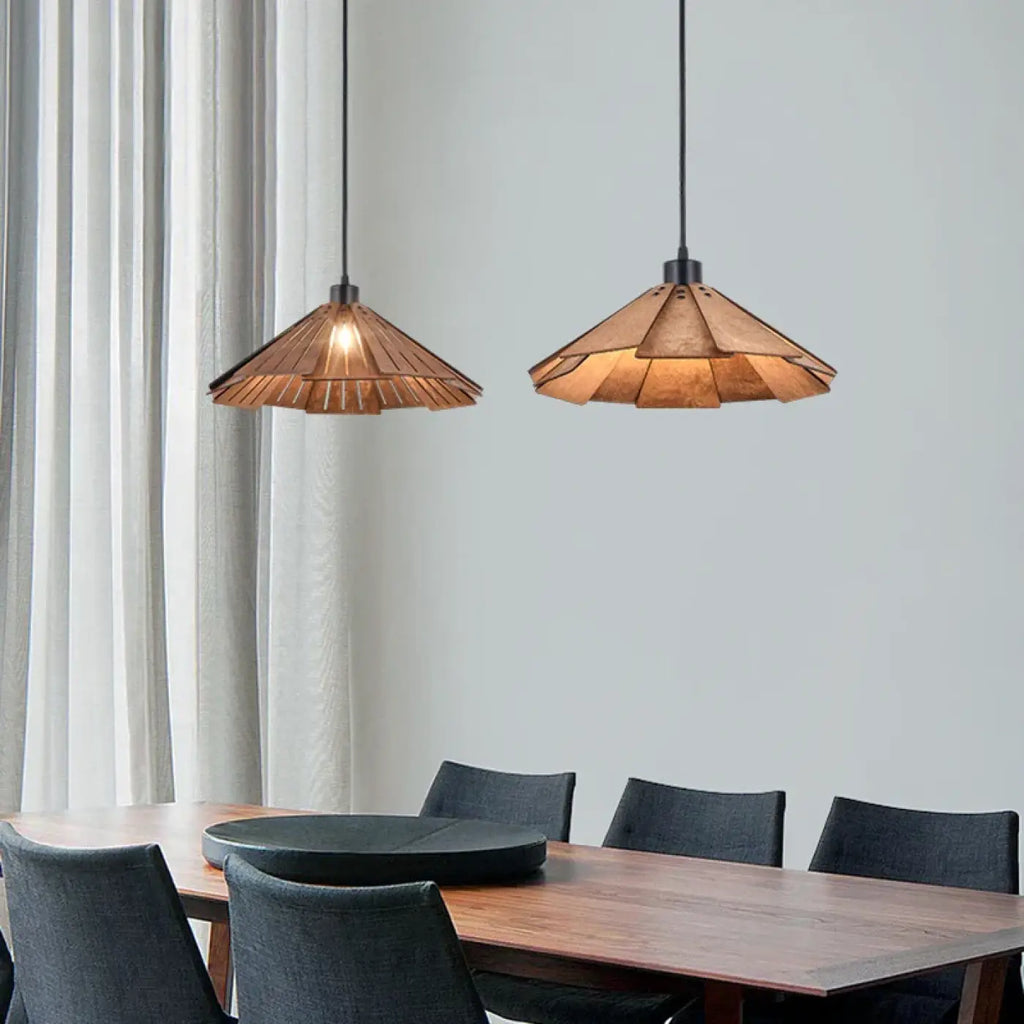 Suspension épurée en bois naturel, marron ou beige