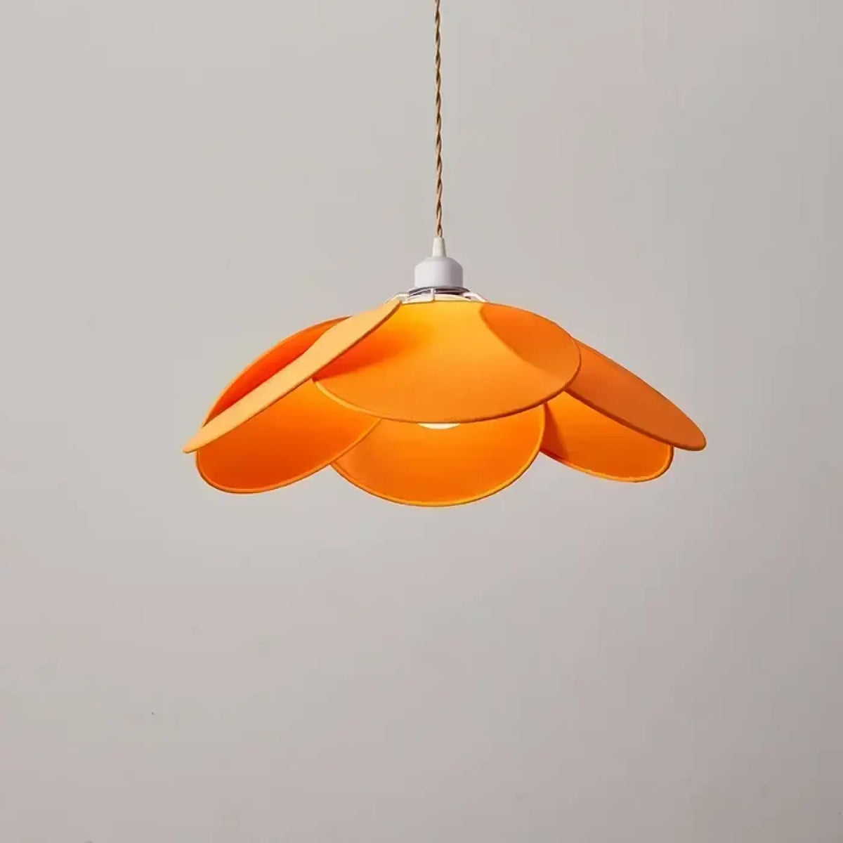 Suspension fleur à pétales textiles, trois coloris, S à L, orange