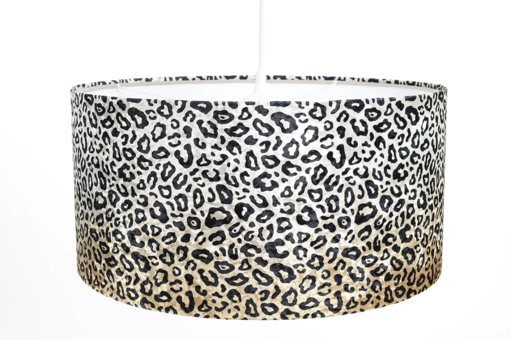 Suspension motif léopard crème et noir, abat-jour en tissu