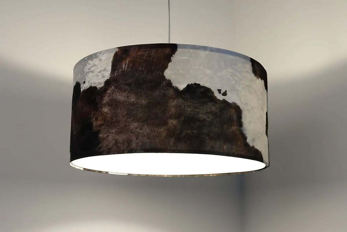 Suspension cylindre en tissu imprimé animalier marron et blanc